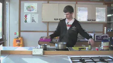 Cooking Pasta (Uni Style)